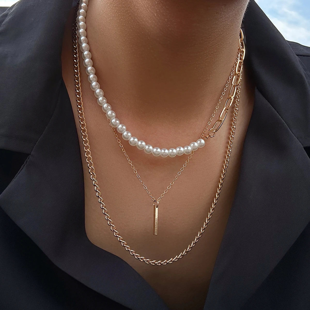 Asymmetric Pearl Chain with Stick Pendants