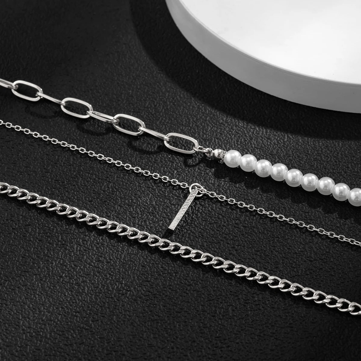 Asymmetric Pearl Chain with Stick Pendants